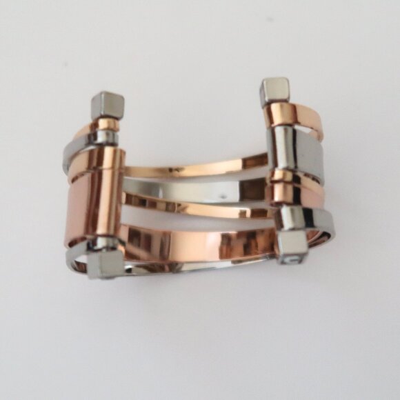 BCBGENERATION Tri Tone cutout cuff bracelet - Picture 6 of 10